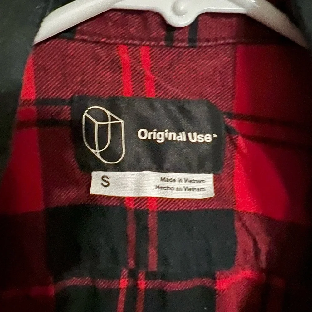 ORIGINAL USE Red and Black Flannel Button Down Shirt with Removable Hood Wms‎ S